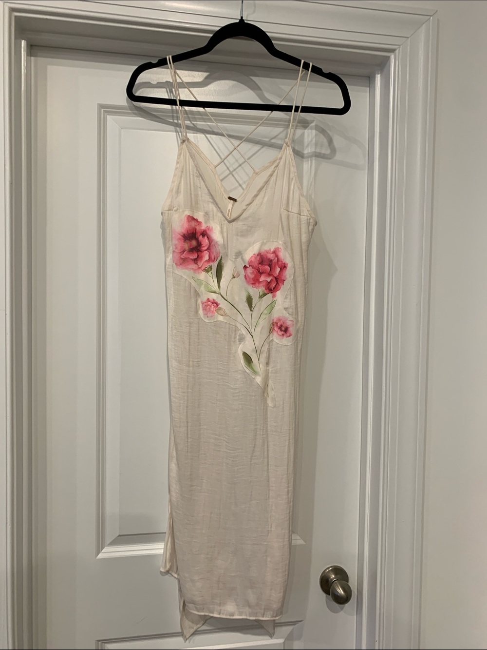 Free People Cream V-Neck Slip Dress with appliqué roses Detail S vintage rare